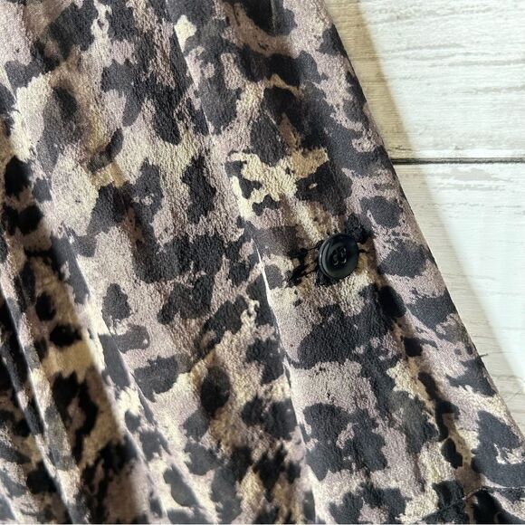 Kenneth Cole New York Silk Semi Sheer Pleated Front Camouflage Tunic XL - Picture 6 of 8